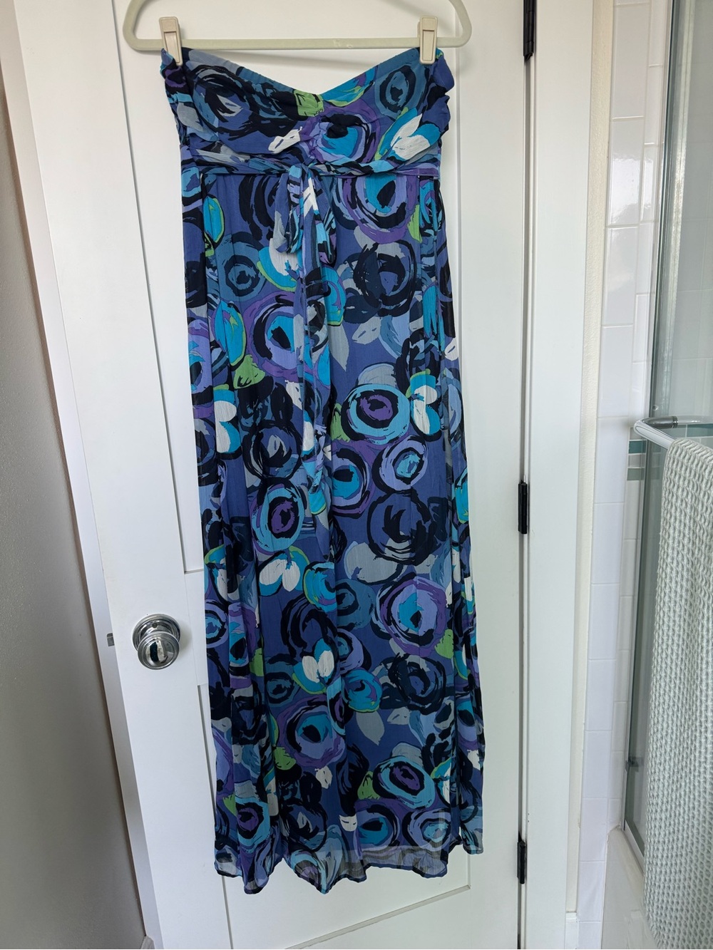 Blue & Teal Abstract Print Strapless Maxi Dress